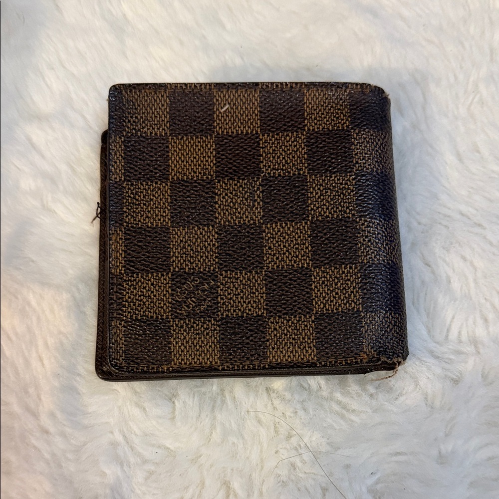 Louis Vuitton Checkered Black and Brown Card Holder